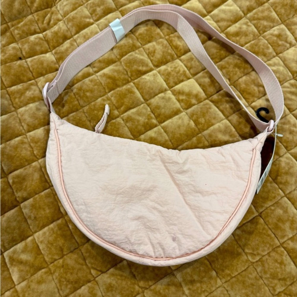 Pale pink belt bag! CUTE & CONVENIENT-great shape, neutral yet fun color,zoom in